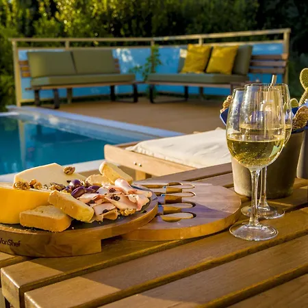 Holiday home Spiretos *
